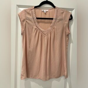 DR2 Blush Pink Lace V-Neck Blouse